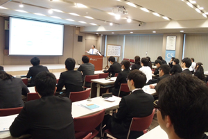 新入社員教育で社長講和