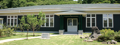 大島藤倉学園建物